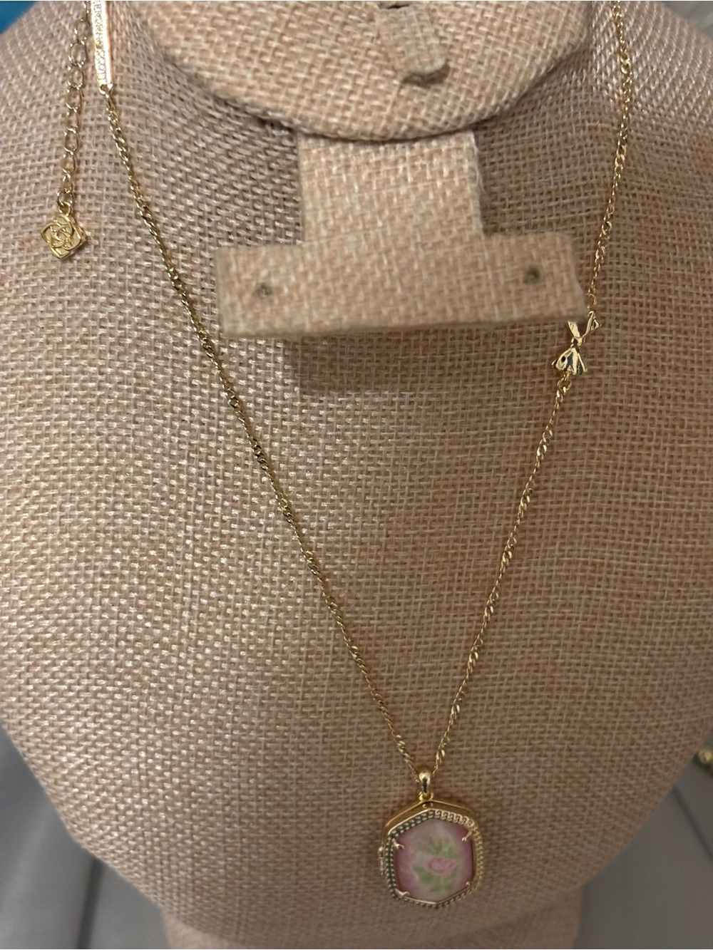 Kendra Scott Gold-Tone Necklace with Pink Rose Pendant - Picture 6 of 6